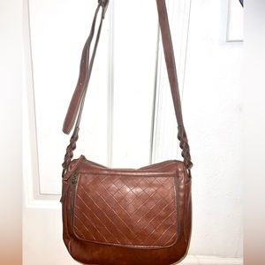 Very nice crossbody shoulder purse - brown -vegan